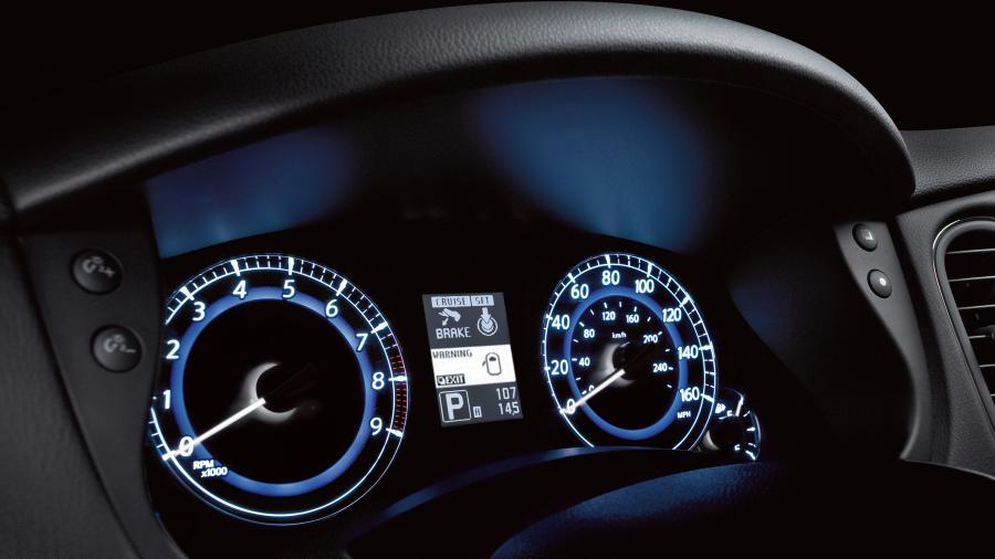  Infiniti QX50 2014 года  (фото 27 из 38)